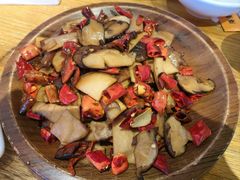 -隔壁老王·家常云南菜(花巷店)