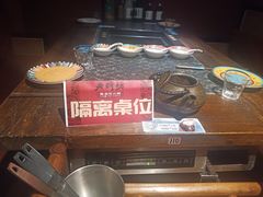 -老牌坊云南鱼豆花火锅(哈西万达店)