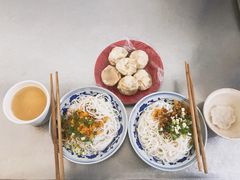 -高师傅特色米粉汤包(建设路店)