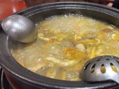 -菌之家·专业纯野生菌火锅·特色炒菌