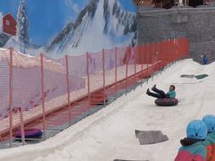 -长沙湘江冰雪世界