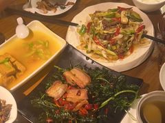 -隔壁老王·家常云南菜(花巷店)