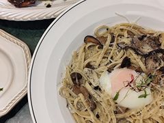 -秘密旅行Bonjour(黑金冠 江南西店)