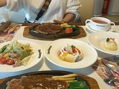 -爱丽丝牛排西餐厅(光谷步行街店)