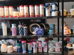 零售区-星巴克(苏州诚品店)