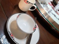 餐具摆设-不二舟食府(车站南路店)