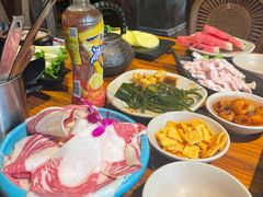 -老牌坊云南鱼豆花火锅(哈西万达店)