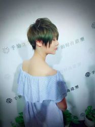 时尚短发-予約时尚造型