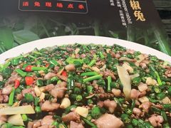 -江湖黑大兔(杨家坪店)