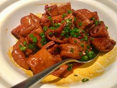 马仕金牌肥肠煲-马仕玖煲·融合菜·酥不腻烤鸭(人大店)