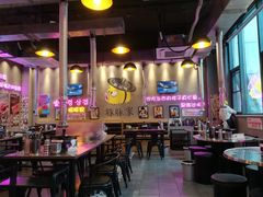 大堂-豚豚家돈돈가韩国锅盖烤肉(新北万达店)