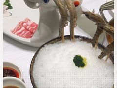 -红鼎豆捞·非遗鲍皇汤火锅(宝丰路店)