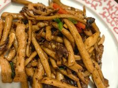 -全聚德(上海首店浦东店)