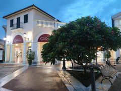 -佛罗伦萨小镇广佛名品奥特莱斯(疏港路店)