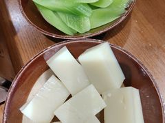 -黔有有贵州酸汤夺夺粉火锅(五味十字店)