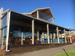 -12 Rocks Beach Bar Cafe
