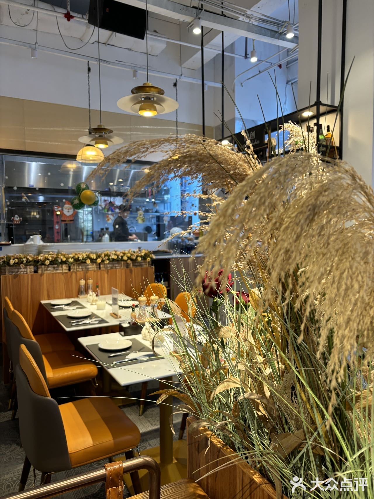 约会圣地｜这是一家既小资又浪漫的餐厅❗️