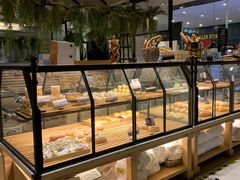 面包甜点陈列柜-托斯卡纳烘焙意大利餐厅(五天地店)