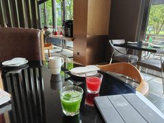 -上海漕河泾万丽酒店
