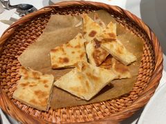 -望海湾鱼头泡饼·天津菜(空港店)