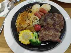 -豪约客牛排(百大奥莱店)