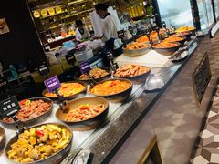 自助取餐区-钱小奴海鲜自助黑金店(杭州滨江龙湖店)