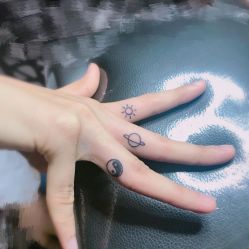-SNOW TATTOO STUDIO