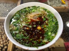 -陇上全荟兰州传统牛肉面(延吉路店)