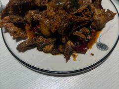 -嗨辣小聚·盘锦河蟹·海鲜烧烤龙虾(盘锦十年好店)