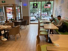 -德克士(中心医院店)