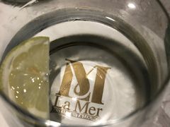-La Mer Restaurant & Lounge