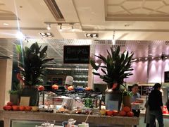 大堂-咖啡苑自助餐厅·中国大饭店