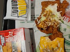 咚咖滋鸡腿肉霸堡-肯德基(黎阳映像店)