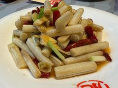 -肥肥虾庄·金牌油焖大虾(杨园滨江时代walk店)