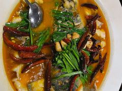 山茶油丹江大鱼头-清水亭湖北菜(大屯DT51店)