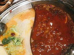 -老房老舍重庆火锅(假日城市店)