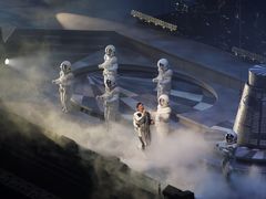 -宝能国际体育演艺中心