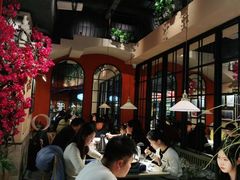 大堂-前海沿·青岛菜(李沧万达店)