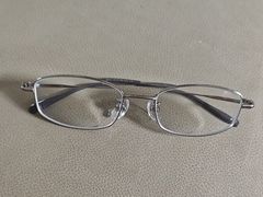 -三叶眼镜城批发市场(上海火车站店)