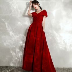 -曼青婚纱礼服馆