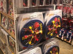 -名创优品(北京新中关购物中心地铁层店)