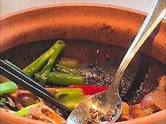 -八府香鸭·啫啫煲(华山路店)