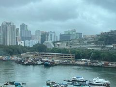 -东荟城名店仓