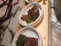 -左庭右院鲜牛肉火锅(金山万达店)