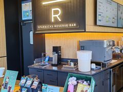 -星巴克臻选(上海长风大悦城店)