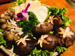 -肉魁屋·烧肉·烧鸟·酒场(高新店)