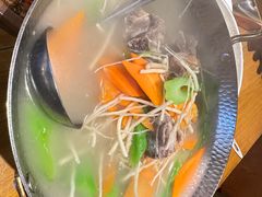-隔壁老王·家常云南菜(花巷店)