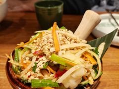 舂柠檬鸡爪-云海肴·汽锅鸡·云南菜(广安门天虹店)
