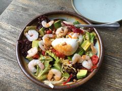 虾仁牛油果沙拉-RAC BAR(安福路店)