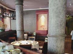 -八府香鸭·啫啫煲(华山路店)